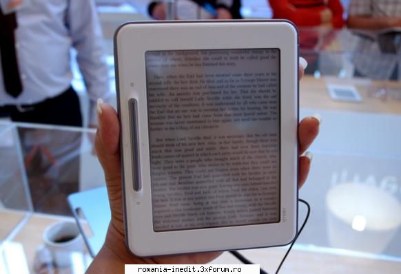 e-reader pare (noul) ireaver story are major reflecta lumina (glare), cam aceeasi problema care are