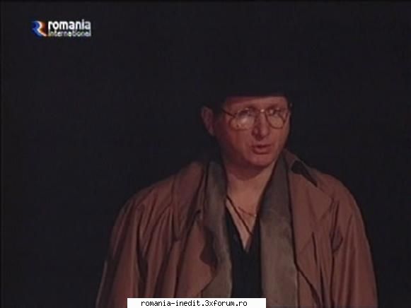 teatru descompus (1993) (teatru) pelicula reprezinta ecranizare piesei autorului matei visniec,