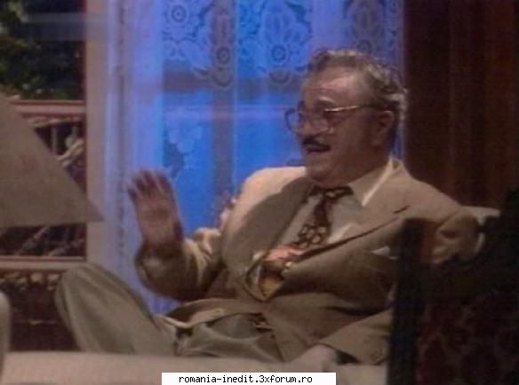 Cumpar Dog Arlechin (1997) (Teatru) - Pelicula este o adaptare a piesei - Teatru rom�nesc - Romanian Theater