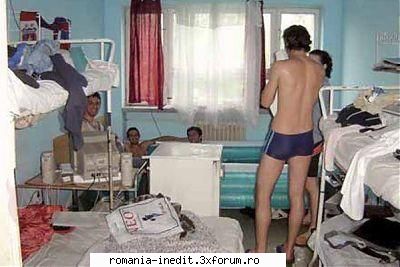 Jacuzzi a la regie - O viata de student adevarata - Funny