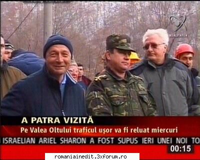 Moda Prezidentiala. Colectia "Iarna-Primavara 2006" - In cadrul Galei "Sindromul 'Maracineni' loveste - Funny