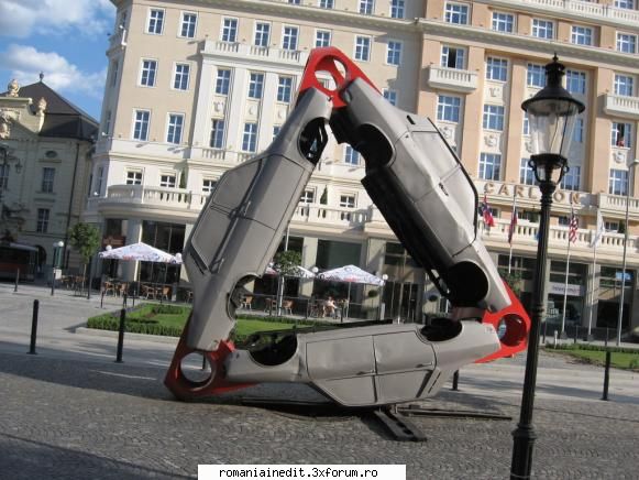 Monument DACIA 1400 - maverik22 - Funny