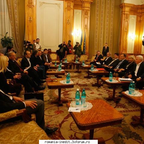 PD-L şi Alianţa PSD-PC au semnat protocolul "Parteneriatul pt. Rom�nia - Mircea Geoan - Off Topic