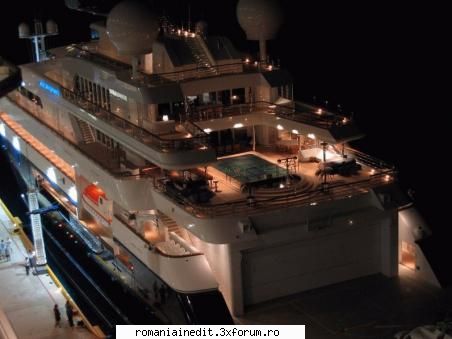 Paul Allens Yacht (Yahtul Paul Allens) - Paul Allens Yacht - Off Topic