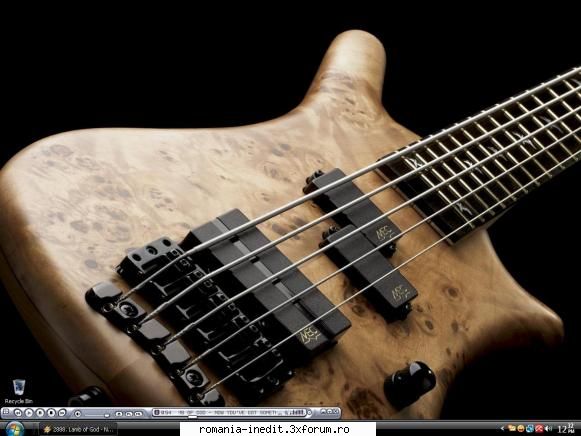 Post your desktop - Part III - raman la butonul start - Off Topic