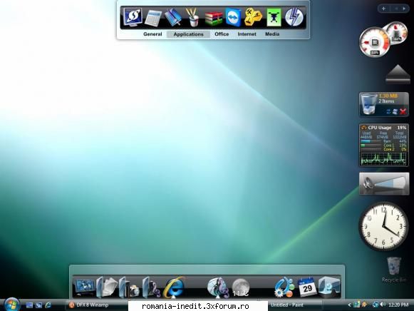 ce ziceti de asta? post your desktop - part iii