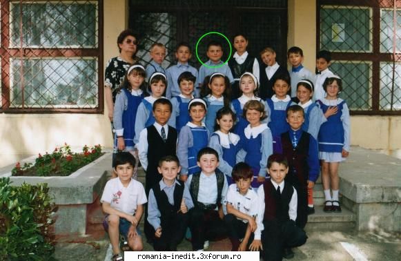 Poza Clasele 1-4 [ Funny ] - Cel incercuit sunt eu >>> - Funny