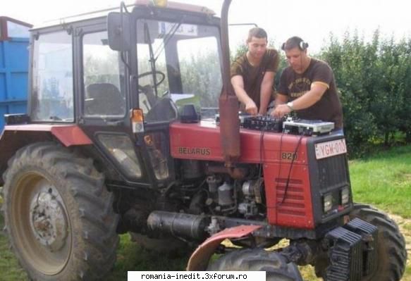 Tracktor Dj - DJ_E - Funny