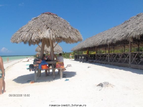 cu delfinii in cuba - si mai sunt, astept comentarii de la voi - Poze inedite - Original photos