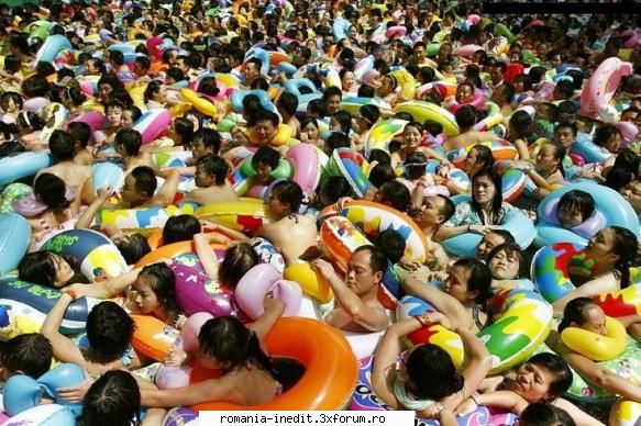 hai la piscina - Xpector - Funny