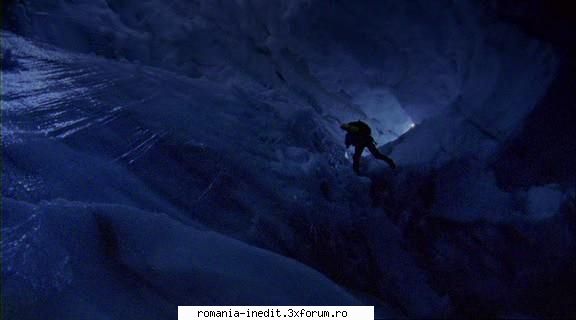 [.int] Touching the Void (2003) DVDRip XviD RO.Sub - Touching the Void (2003) [.int] - Filme Documentare