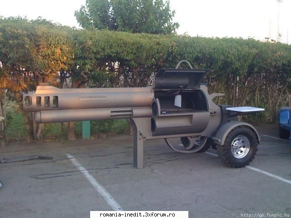un mic pistol - Xpector - Funny